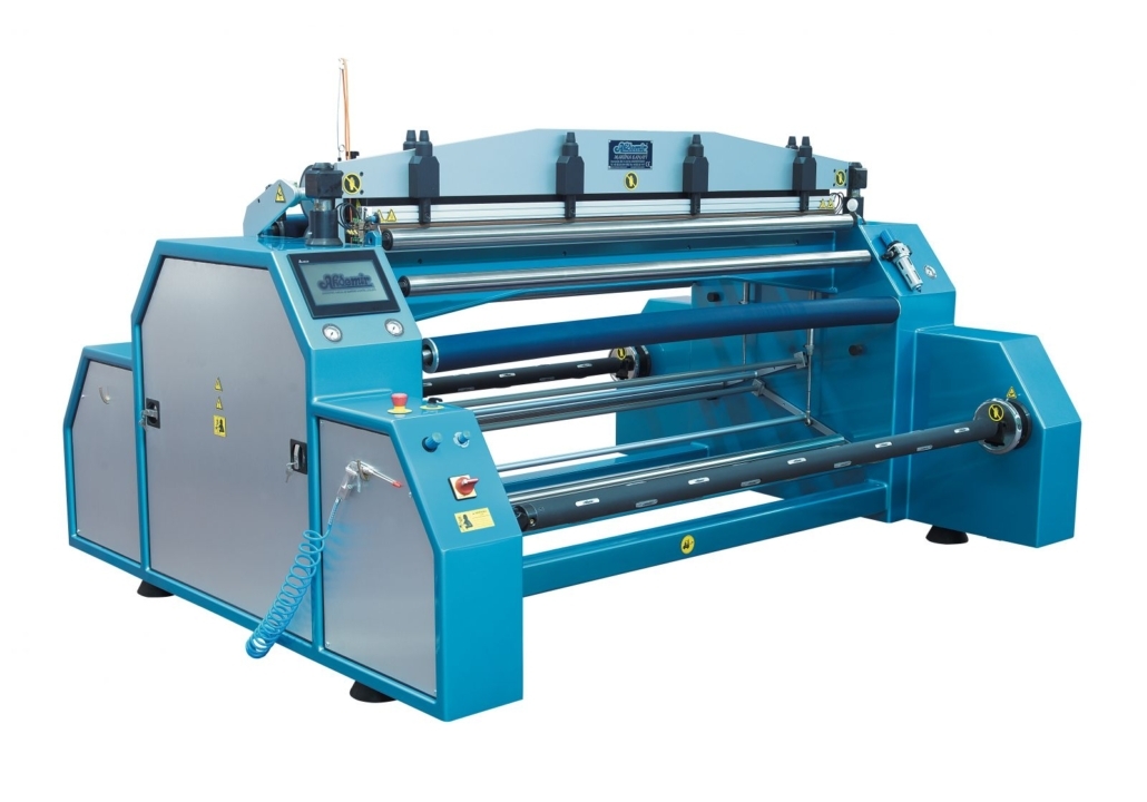 AK1100 PERFORATED ROLL BAG MACHINE