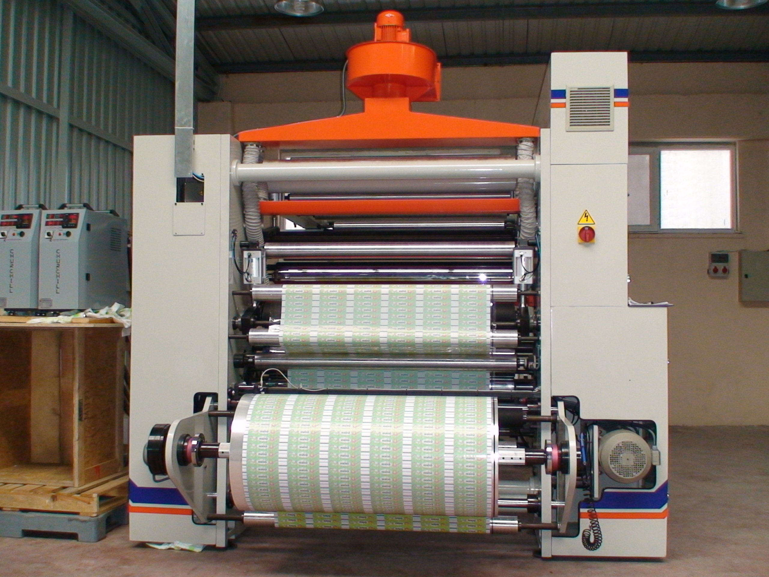 Avanos series solvent-free lamination machine