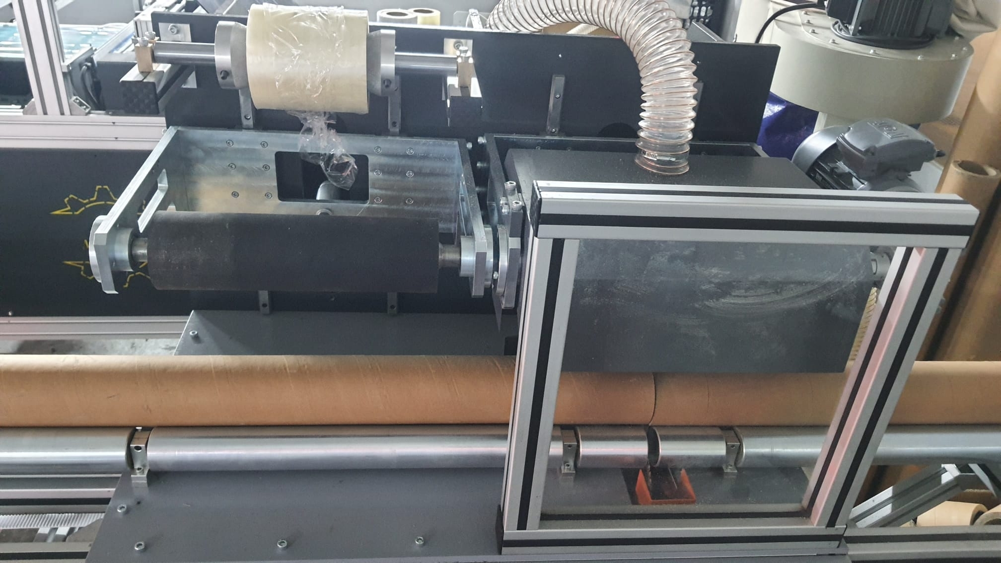 Cartoon Core Cutting Machine