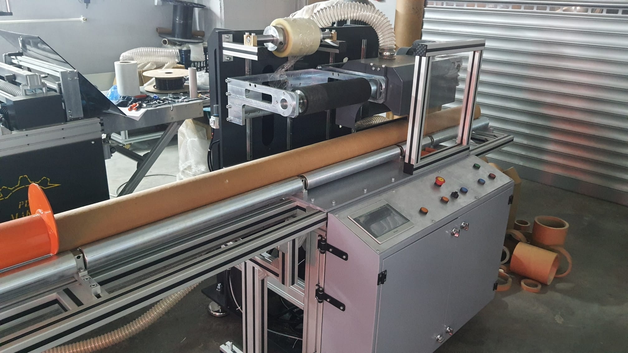 Cartoon Core Cutting Machine