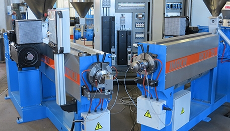 Extruders