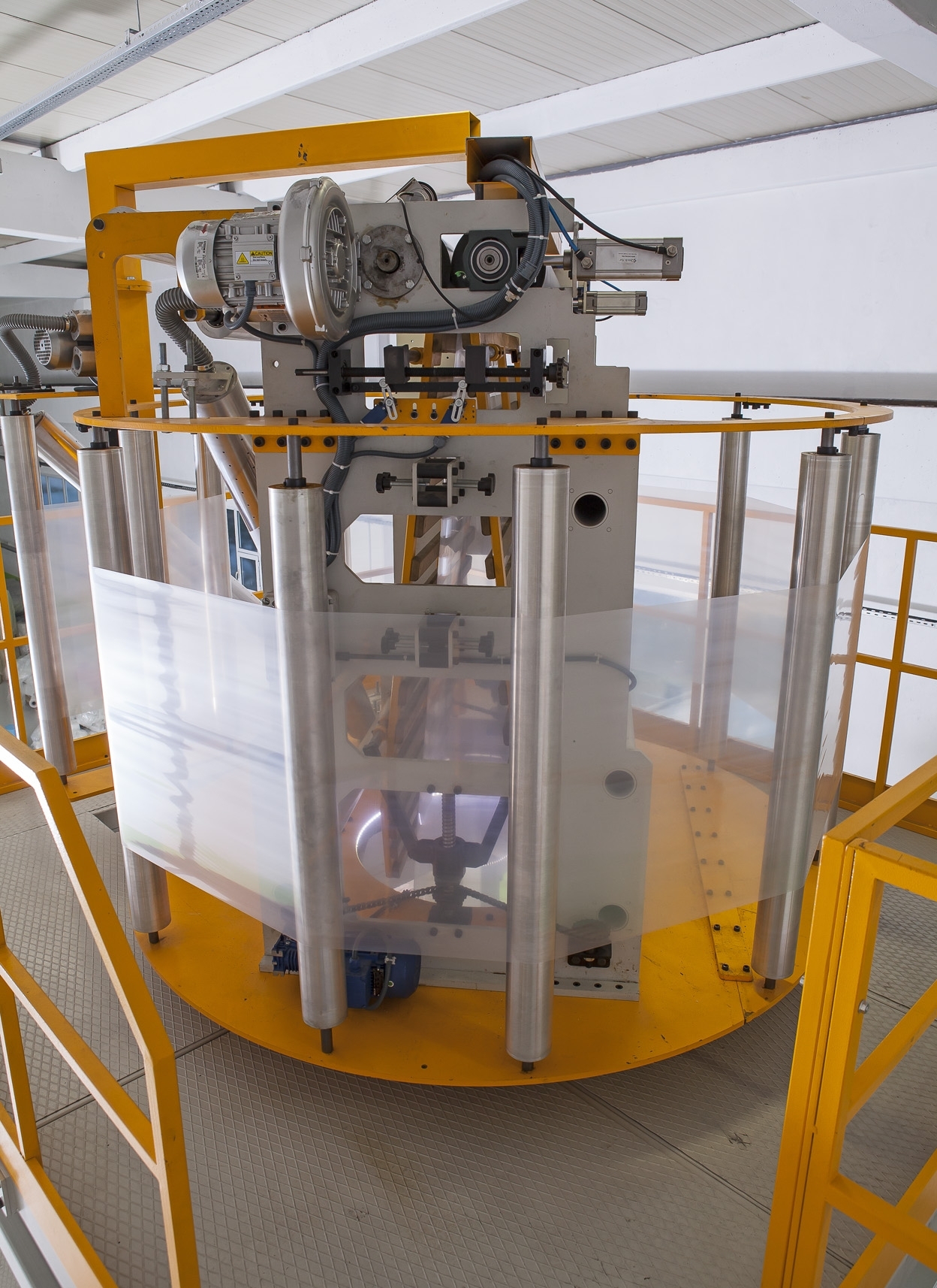 OGM-5 LAYER-G-1100-COEX Machine