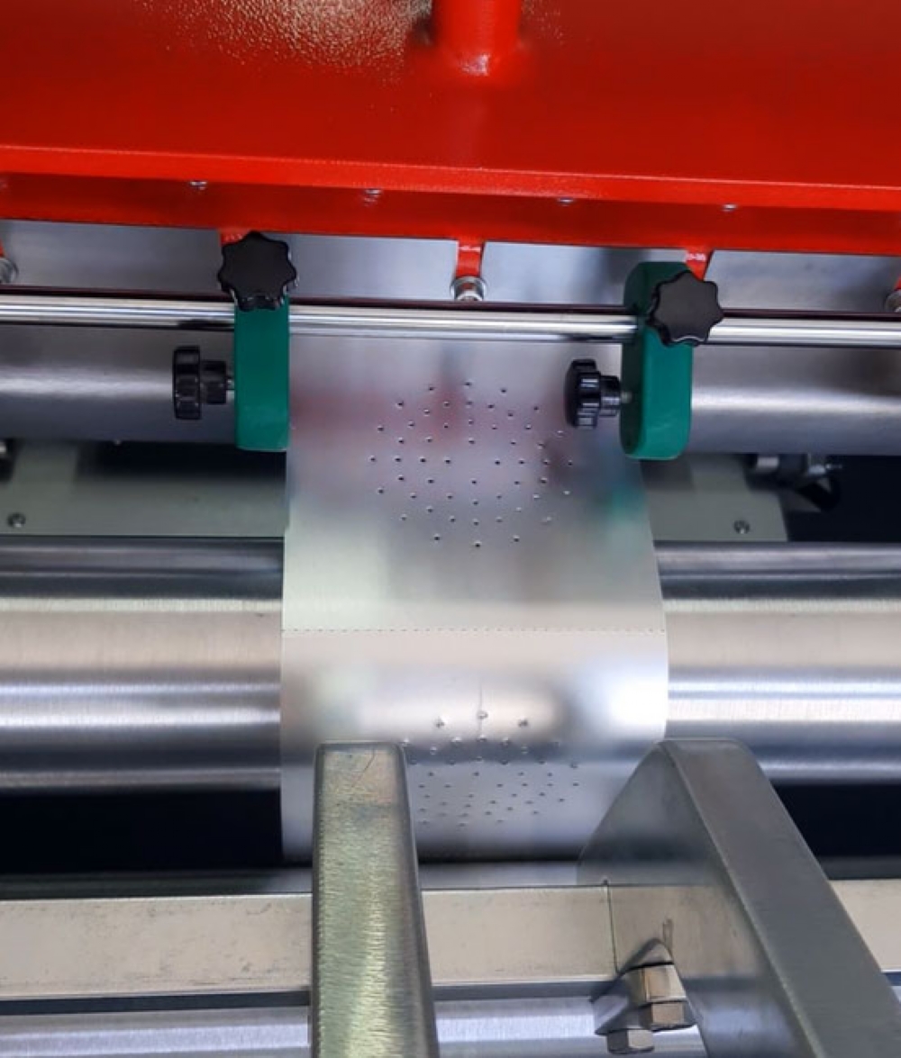 Perforated Aluminum Foil Wrapping Machine