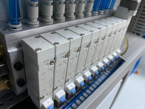 SP 1400 Pre Stretch Film Rewinder Machine