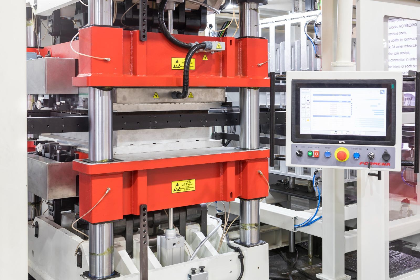 Thermoform Machine SR858